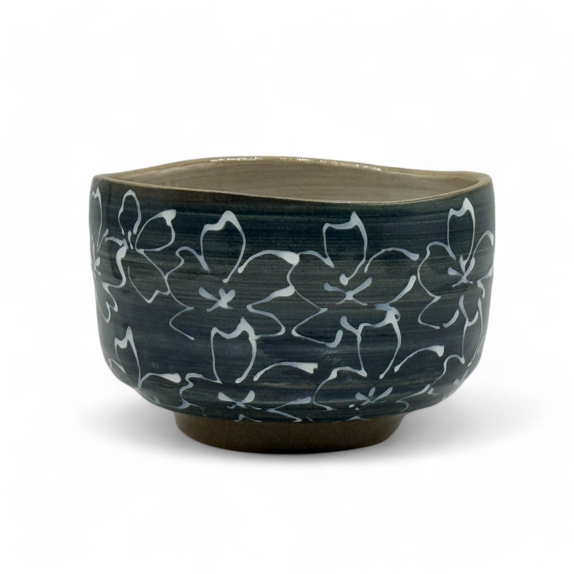 Inoue Tea Maizakura Kuro Black Mino-yaki Chawan - Japanese Matcha Bowl