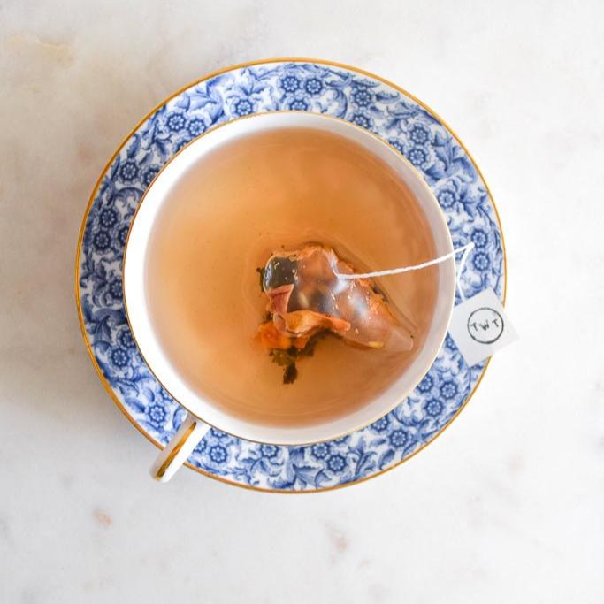 Tea with Tae Fruit & Berry Oolong Pouch