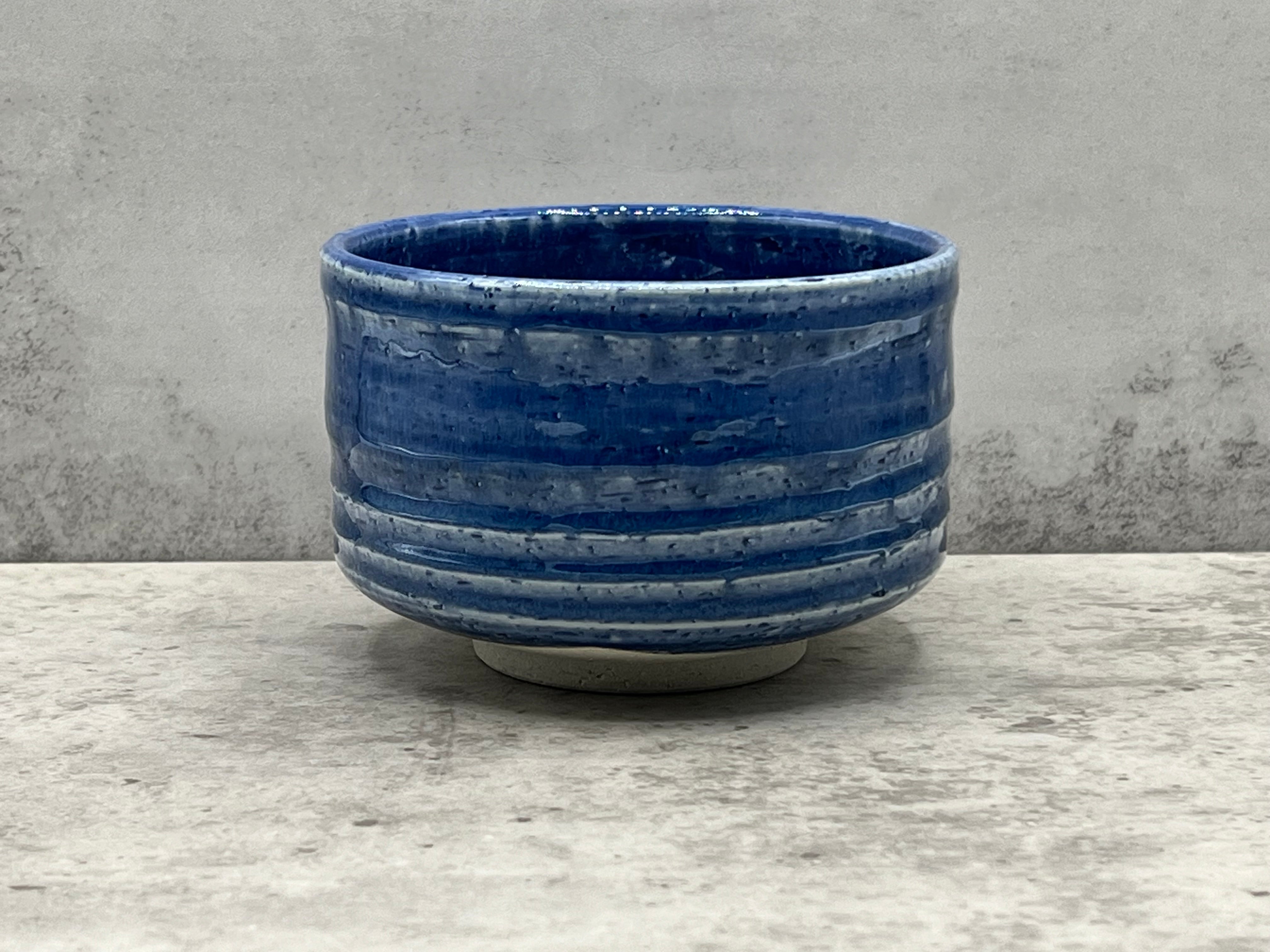 Ranyu Blue Mino-yaki Chawan - Japanese Matcha Bowl - Thumbnail 5