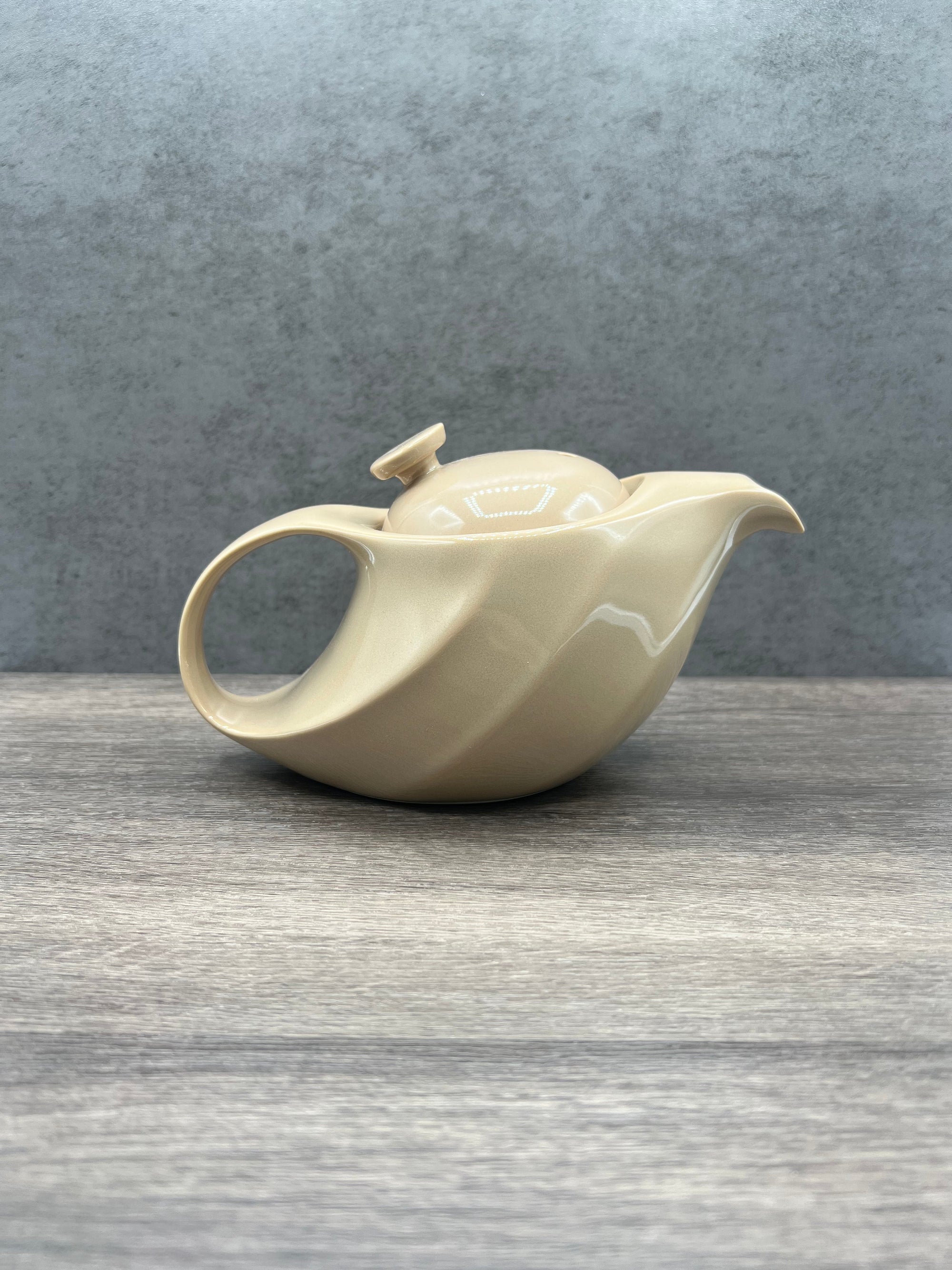 Inoue Tea Rakuchin Beige Mino-yaki Porcelain Kyusu - Japanese Teapot