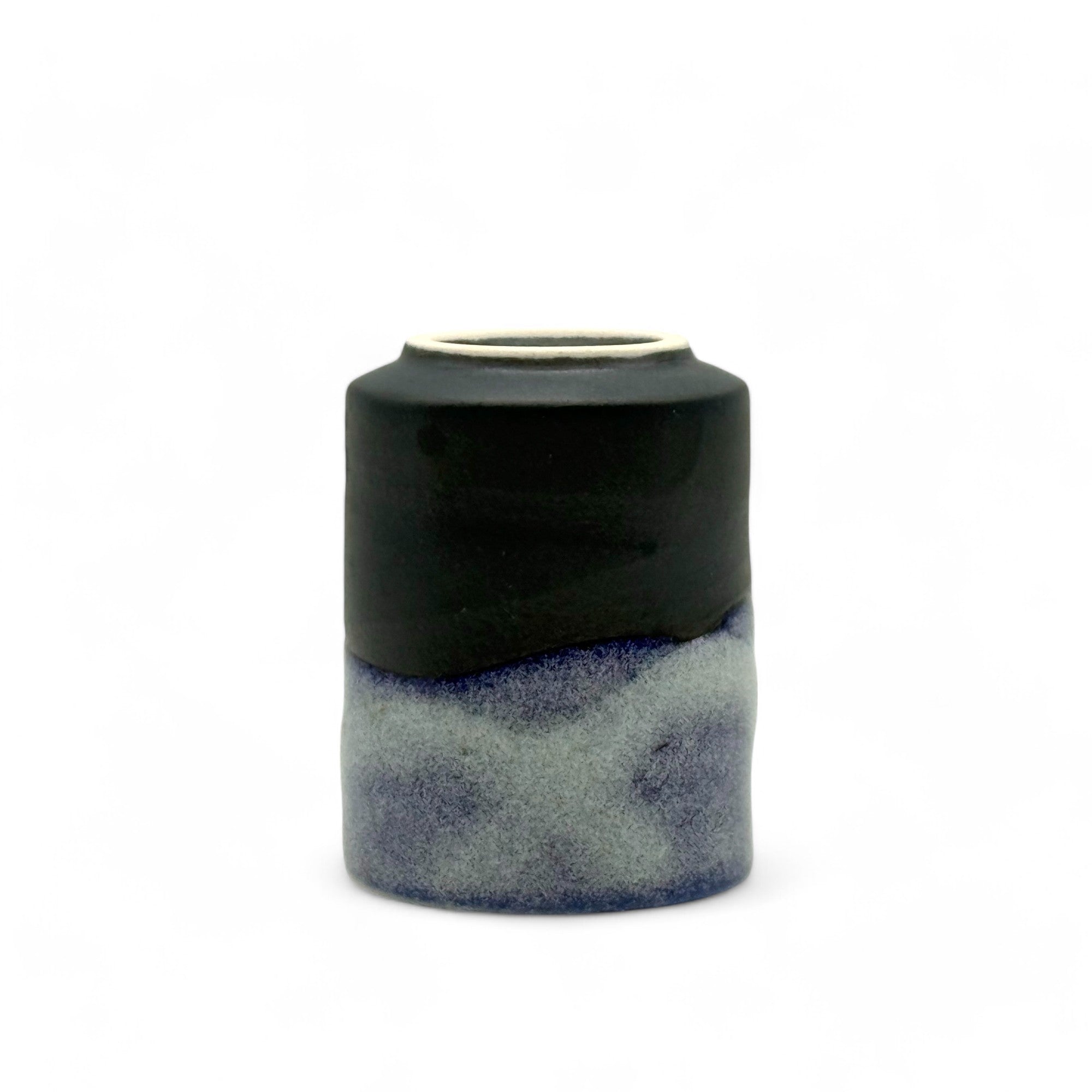 Inoue Tea Ruri Kesho Black Mino-yaki Yunomi - Japanese Teacup