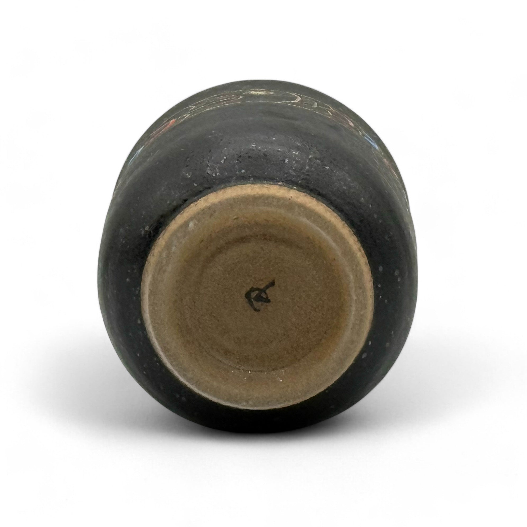 Inoue Tea Sakana Black Fish Mino-yaki Yunomi - Japanese Teacup