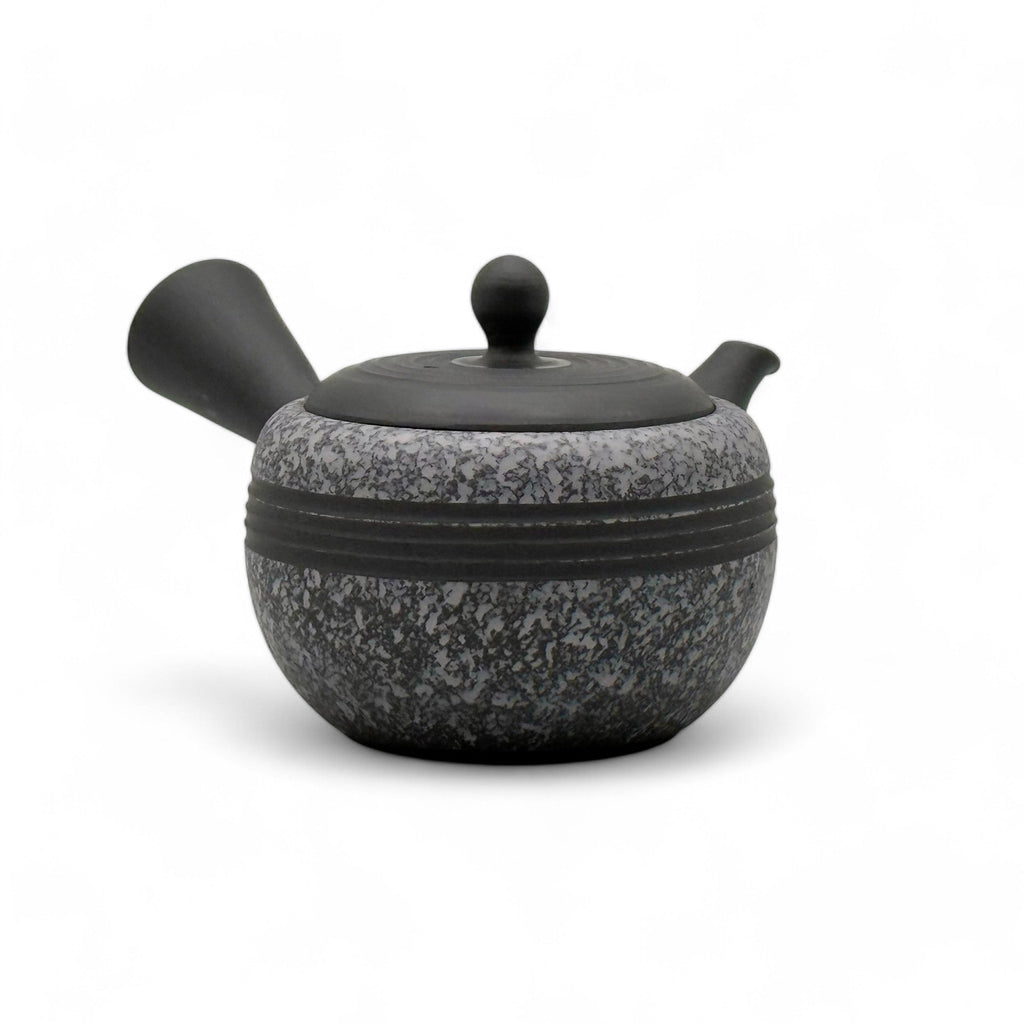 Inoue Tea Komaru Gray Tokoname-yaki Kyusu by Haku yō - Japanese Mini Teapot